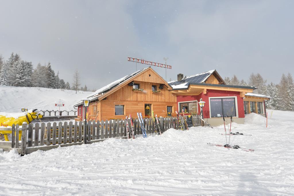 Gasthaus Rieglerhuette Sankt Lorenzen ob Murau Exterior photo